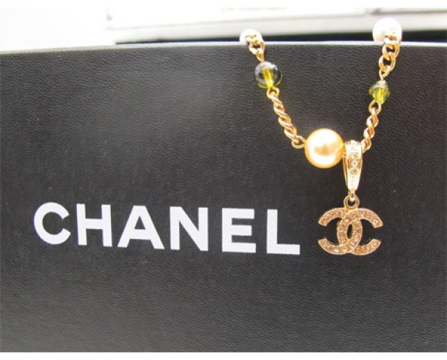 Chanel Collar