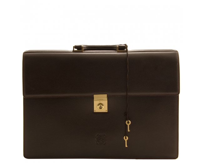 Maletin loewe hombre 2025