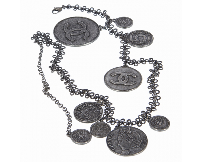 Chanel Cinturón Coco Medallones