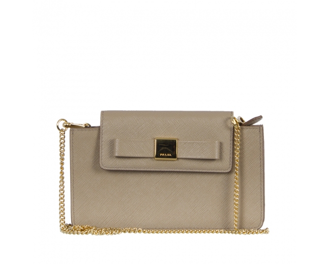 Prada Clutch Beige con Cadena