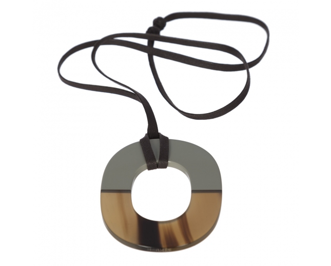 Hermés Colgante Ishtme Laca Gris