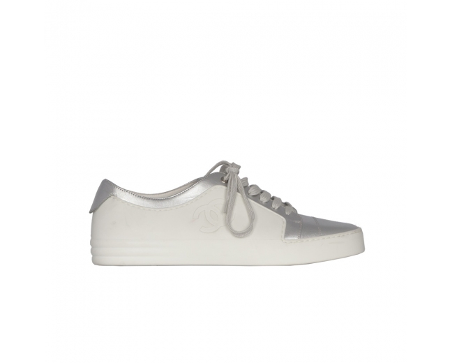 Chanel Sneakers Piel Blancas y Plata 39