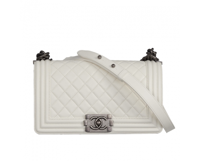 Chanel Old Medium Classic Boy Blanco