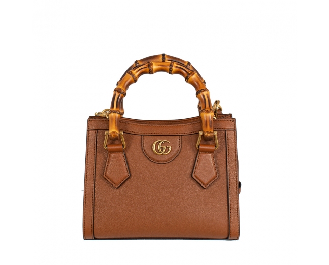 Gucci Bolso Diana Mini Piel Marrón