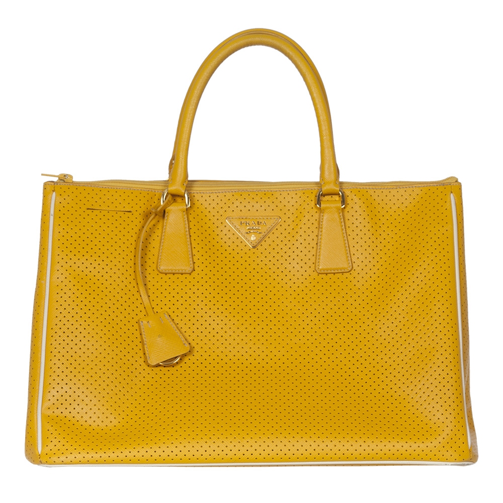 Bolso shop prada amarillo