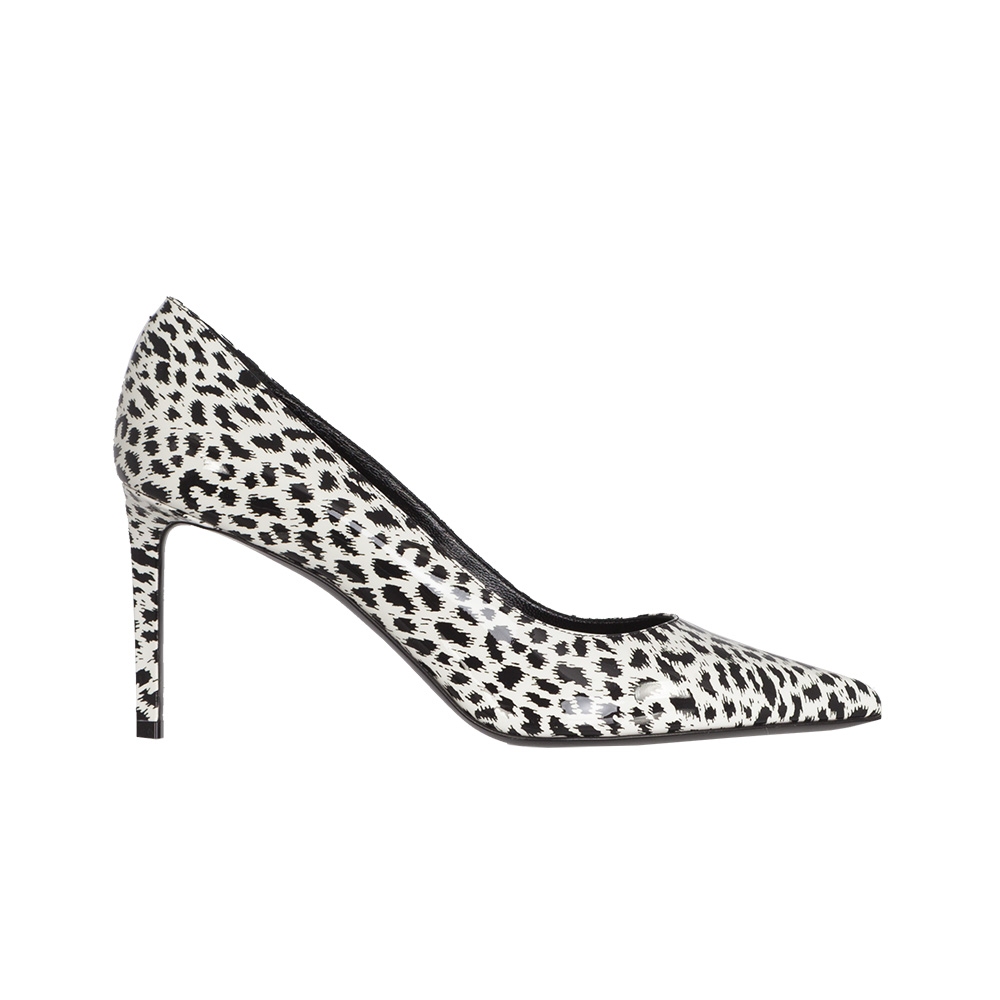 Zapatos animal print 2025 blanco y negro