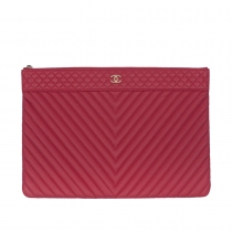 Chanel Clutch O Case Chevron Diamond