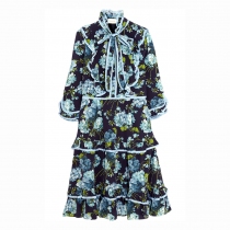 Gucci Vestido Azul Floral con Volantes