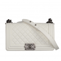 Chanel Old Medium Classic Boy Blanco