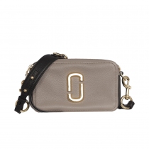 Marc Jacobs Bolso Softshot 21 Gris Topo