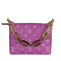 Louis Vuitton Bolso Coussin BB Fucsia